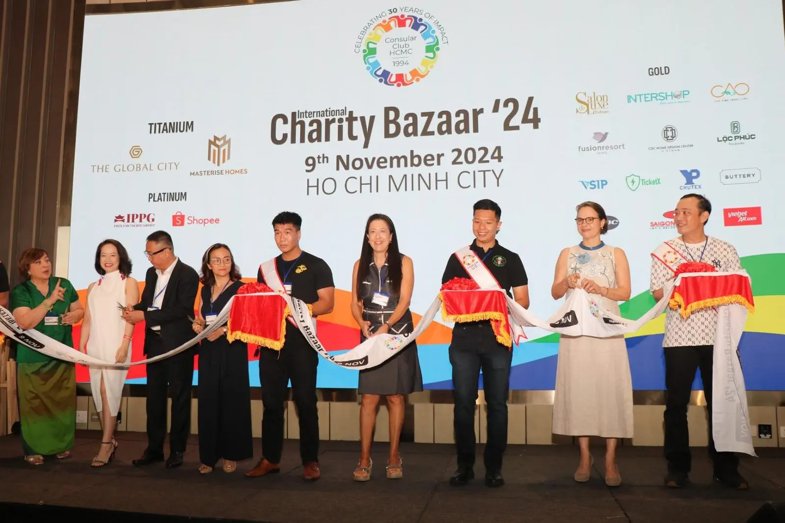Hội chợ từ thiện quốc tế Charity Bazaar 2024