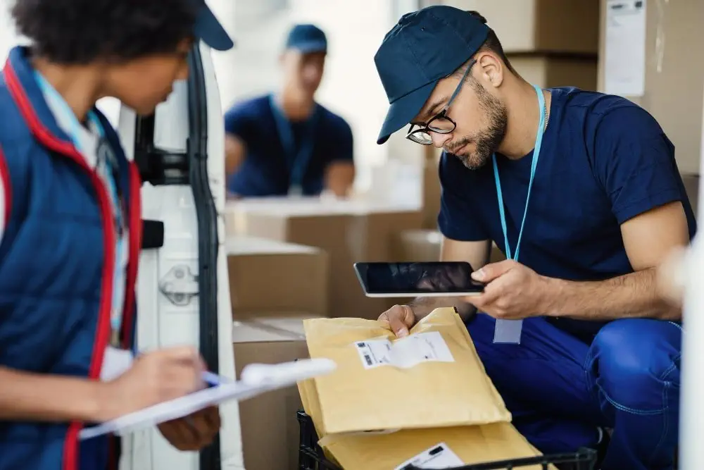 Những điều cần biết về hệ thống dịch vụ bưu chính tại Italy
